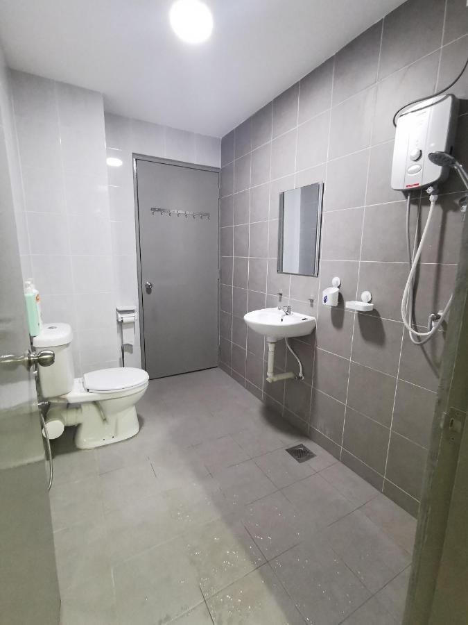 Coco Homestay 旅人の家@The Venus Sitiawan Perak Zewnętrze zdjęcie